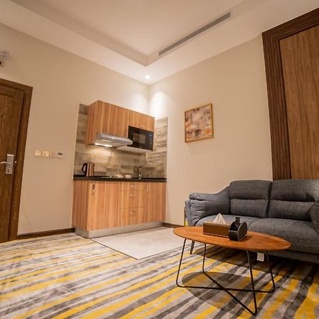 Diyar Home Hotel Baljurashi Esterno foto