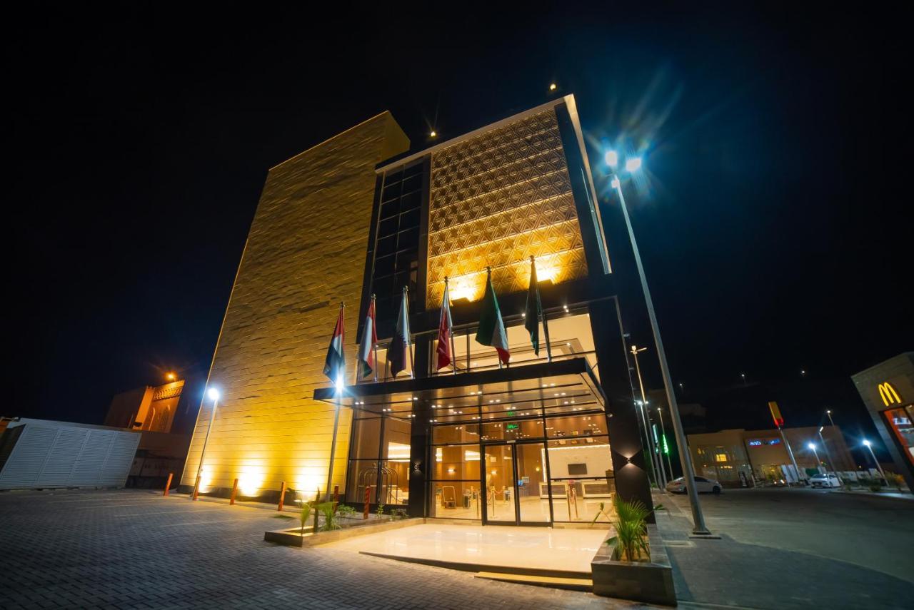Diyar Home Hotel Baljurashi Esterno foto