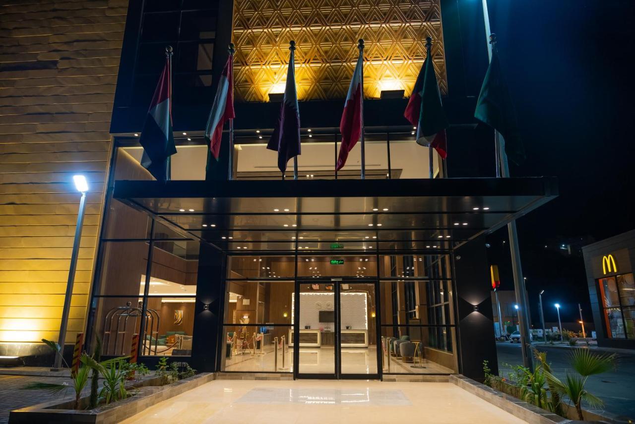 Diyar Home Hotel Baljurashi Esterno foto