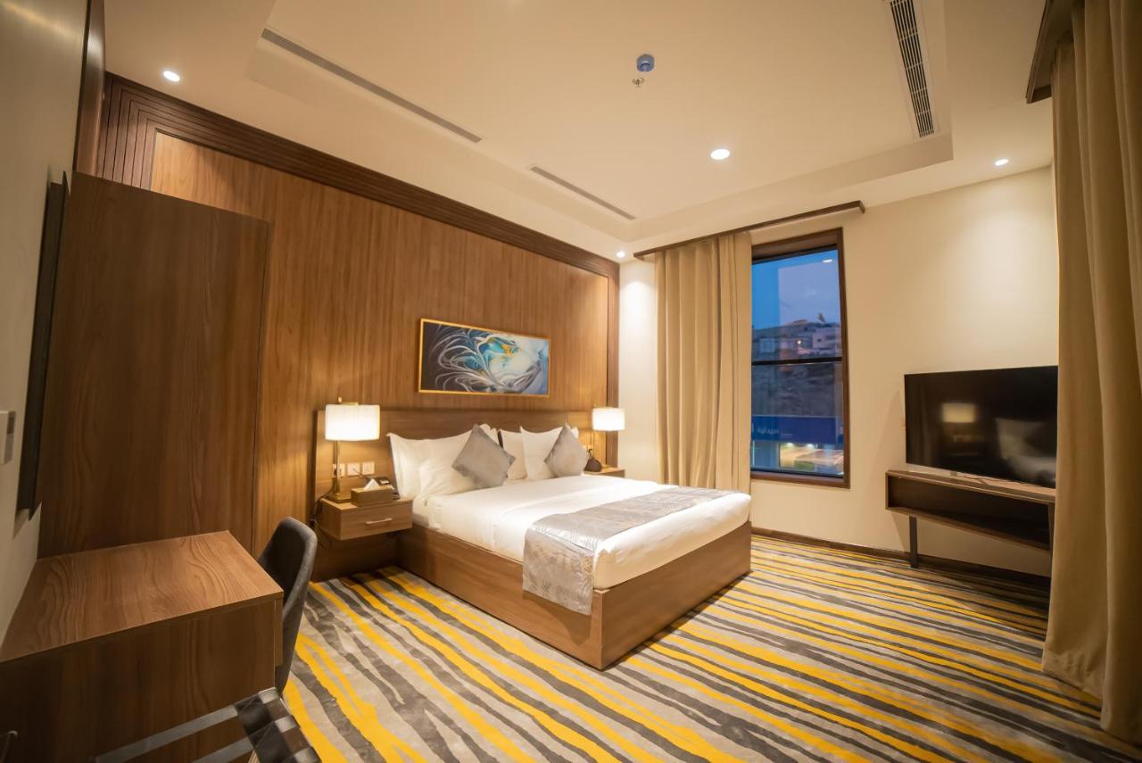 Diyar Home Hotel Baljurashi Esterno foto