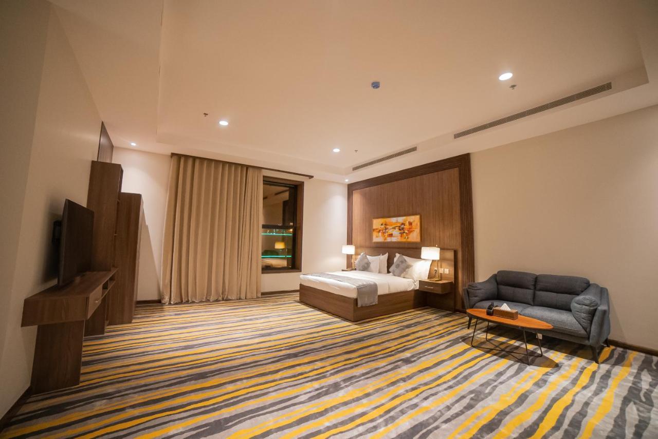Diyar Home Hotel Baljurashi Esterno foto
