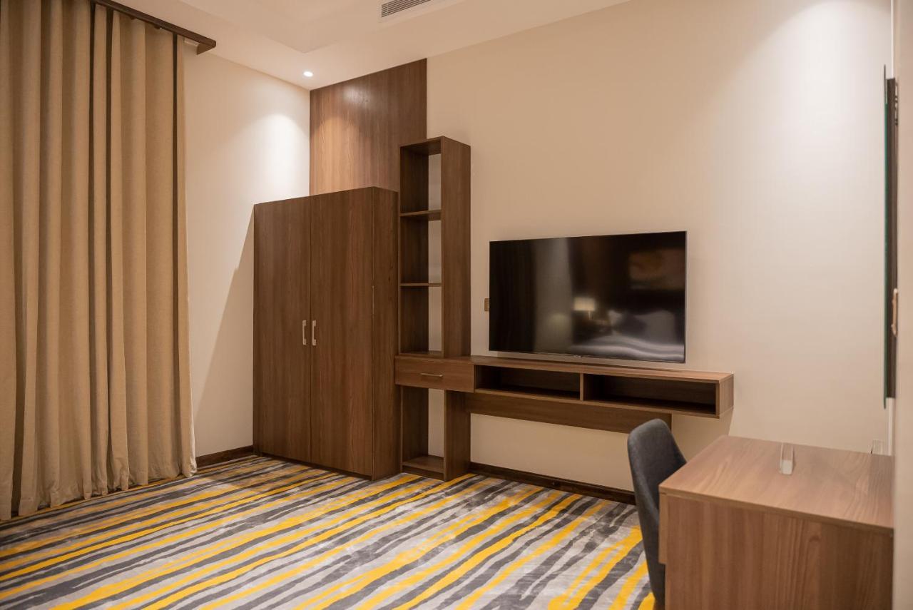 Diyar Home Hotel Baljurashi Esterno foto