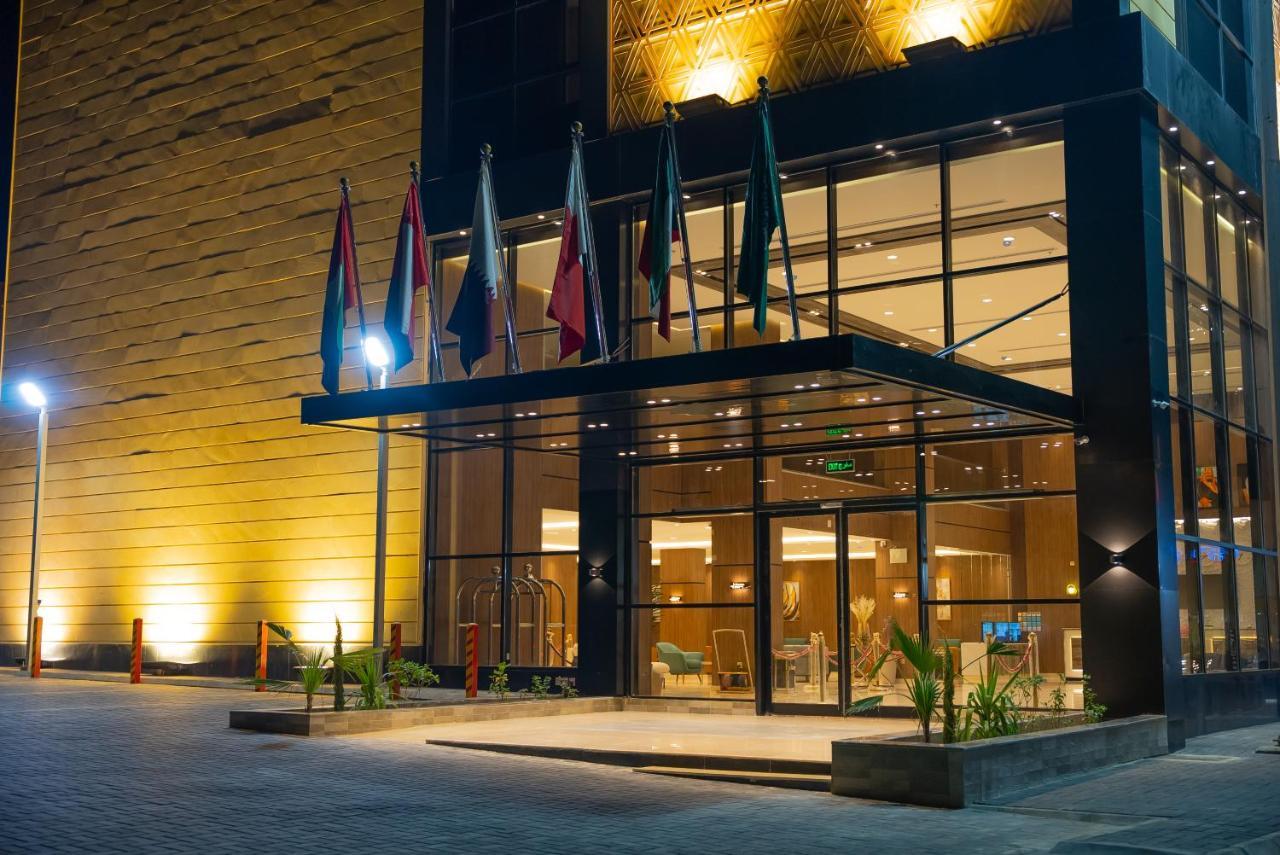 Diyar Home Hotel Baljurashi Esterno foto