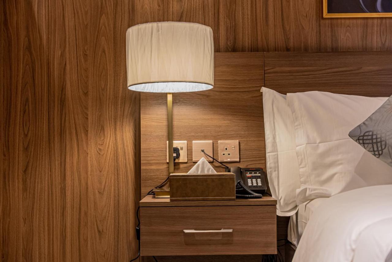 Diyar Home Hotel Baljurashi Esterno foto